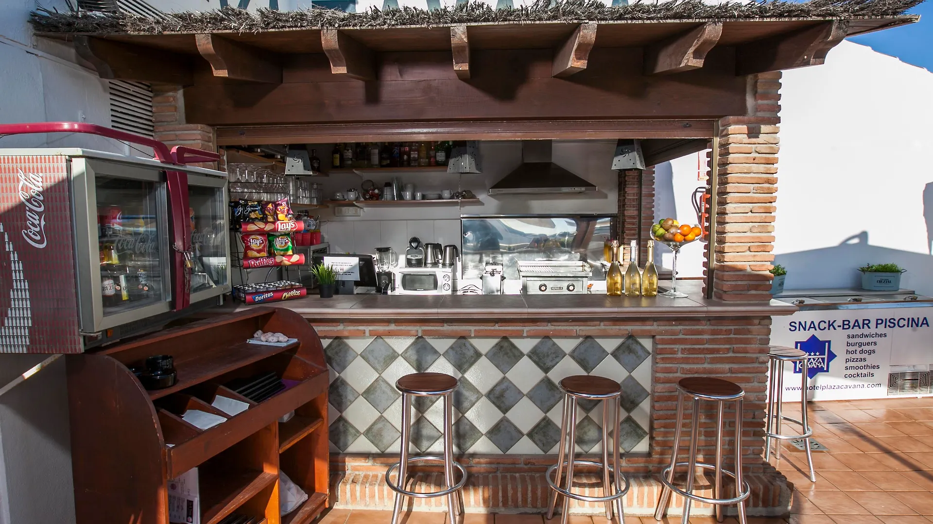 Hotel Plaza Cavana Nerja 3*,  Spanien