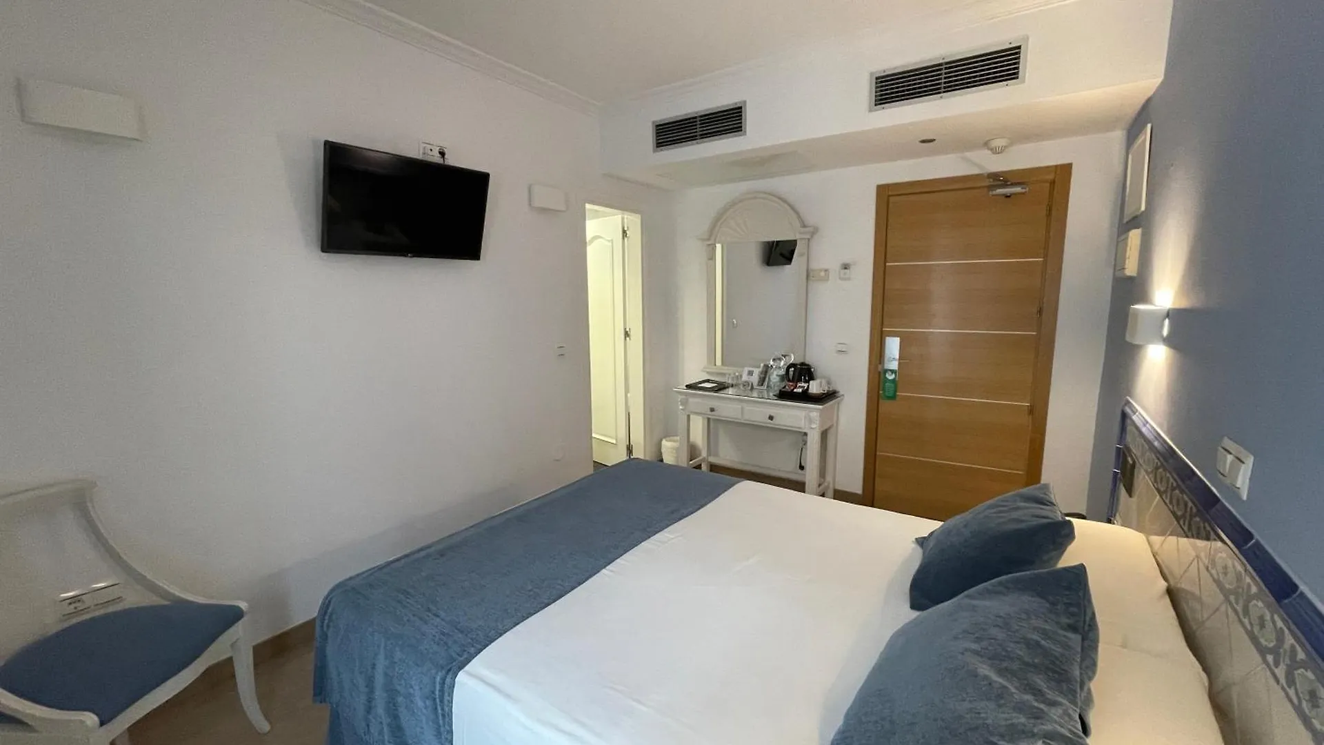 Hotel Plaza Cavana Nerja Spanien